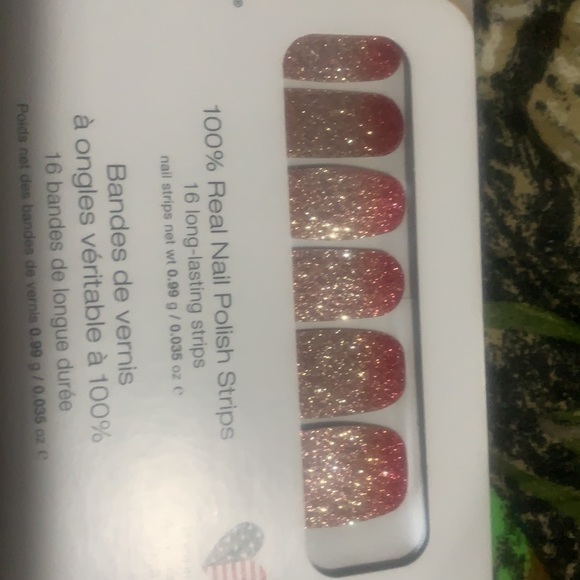 Color Street Nails - Picture 2 of 4